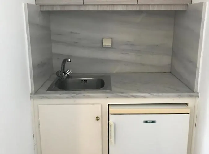 Romantika بلاتيس يالوس