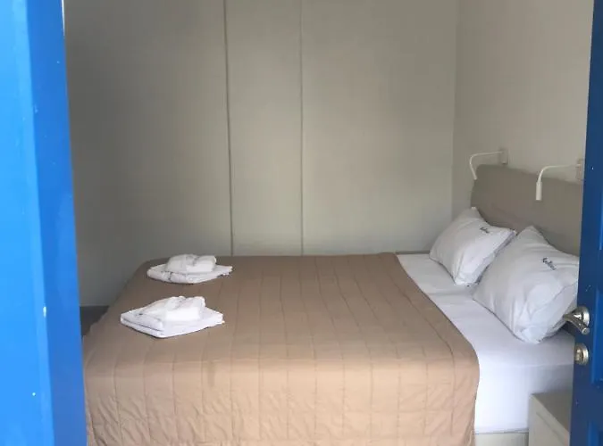 Romantika بلاتيس يالوس